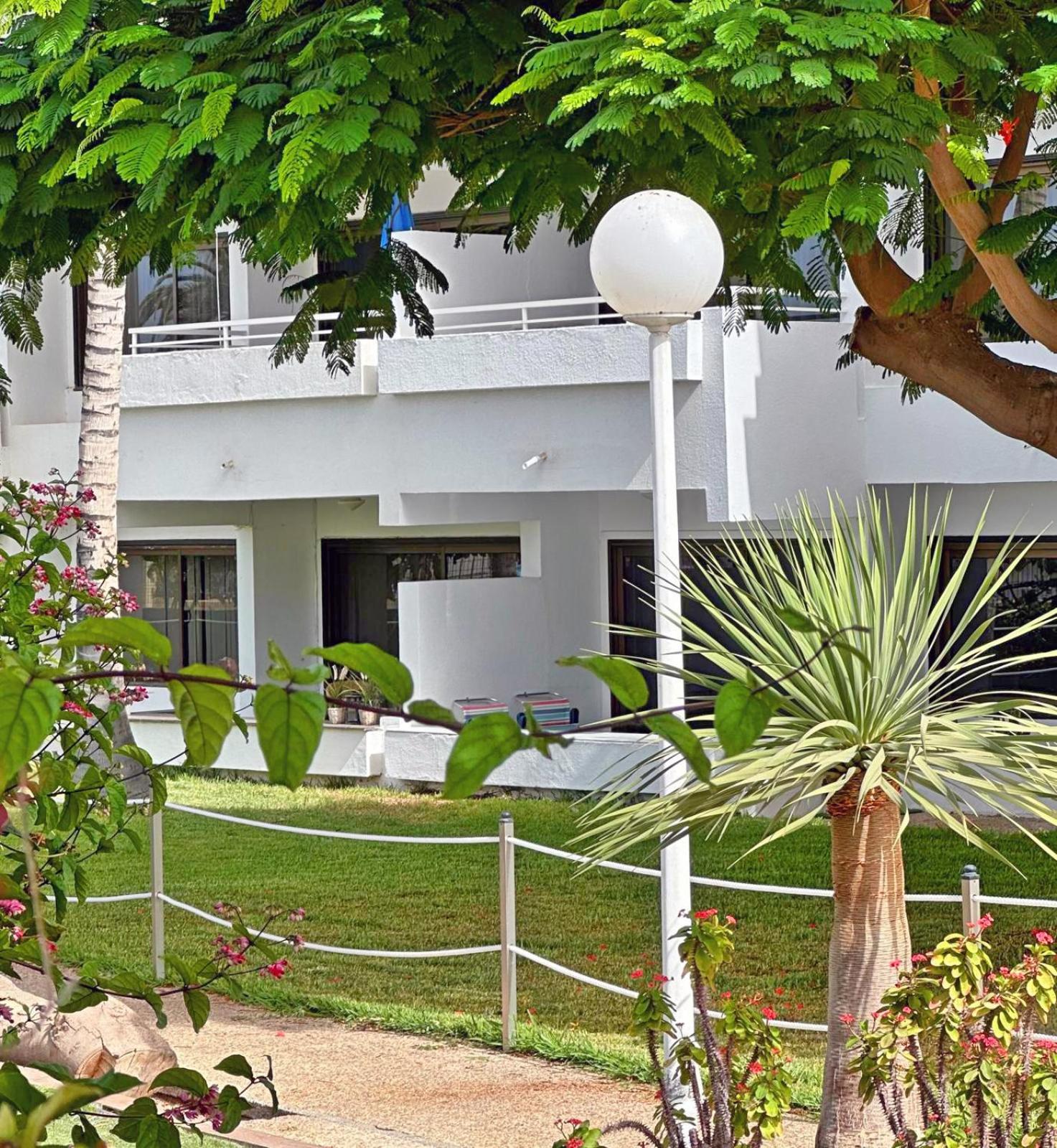 Apartamentos Portonovo Puerto Rico  Exterior foto